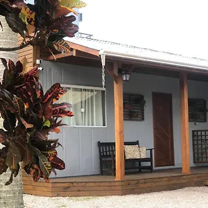 Container Apartamento Bombinhas